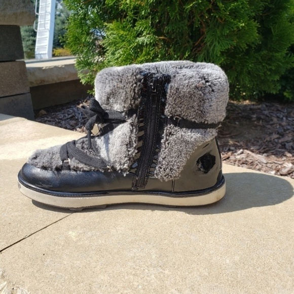 Stuart Weitzman Ariana Snow Boot Gray/Black 4 - Picture 5 of 7